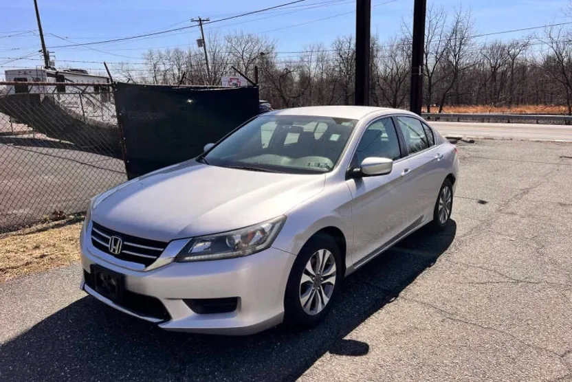 2014 Honda Accord LX photo 1