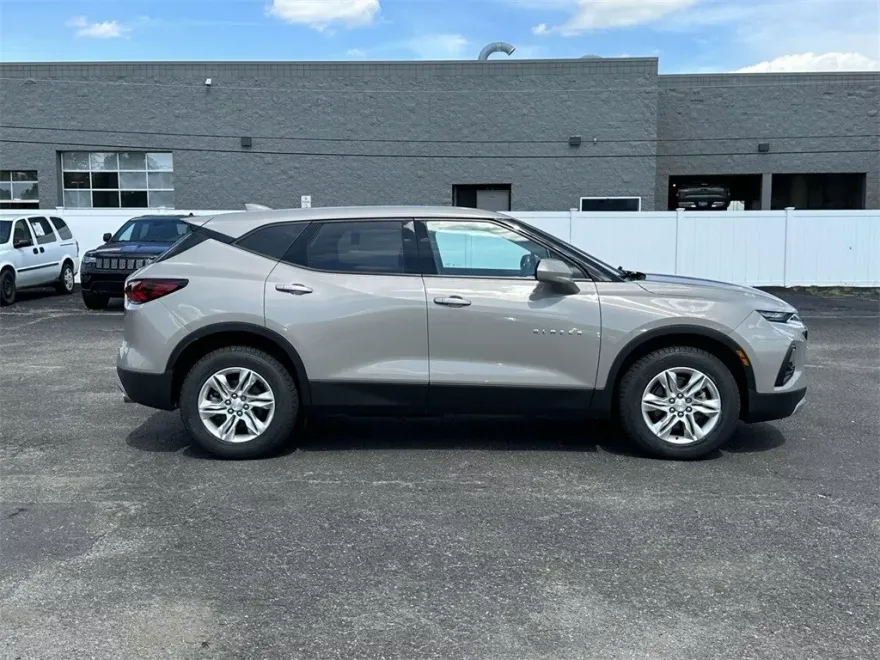 2021 Chevrolet Blazer 2LT photo 1