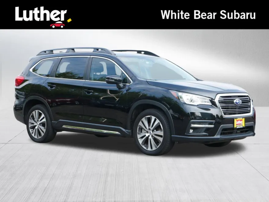 2022 Subaru Ascent Limited photo 1