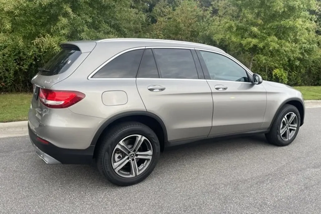 2019 Mercedes Benz GLC 300 4MATIC photo 1