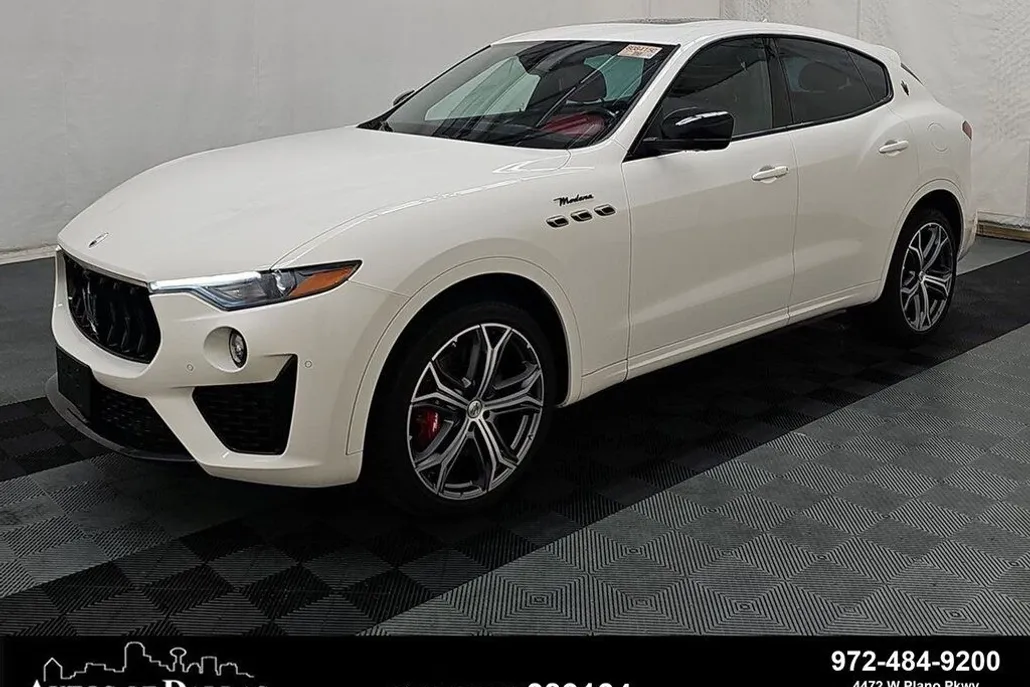 2022 Maserati Levante Modena photo 1