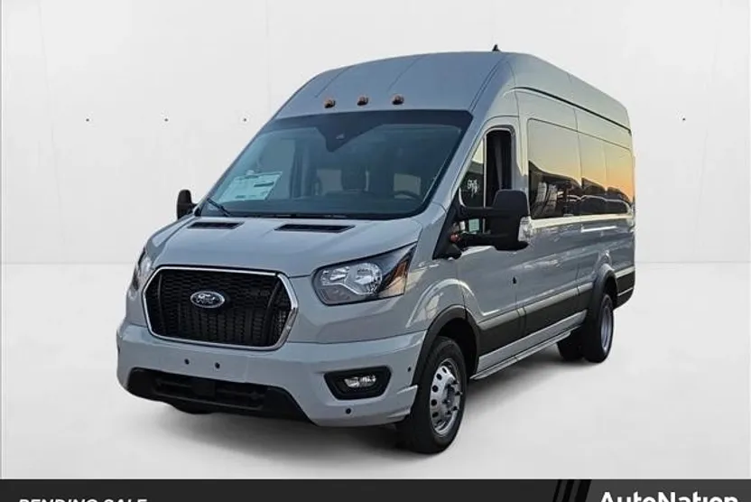 2025 Ford Transit photo 1