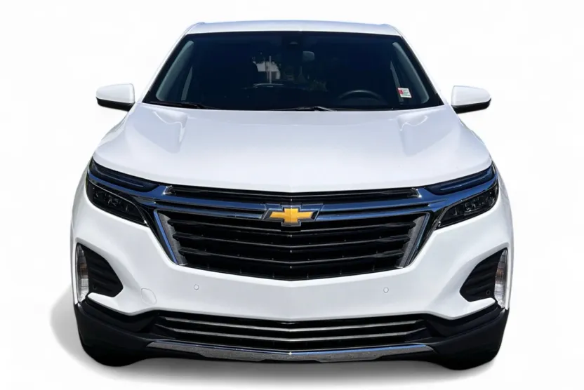 2024 Chevrolet Equinox LT photo 1