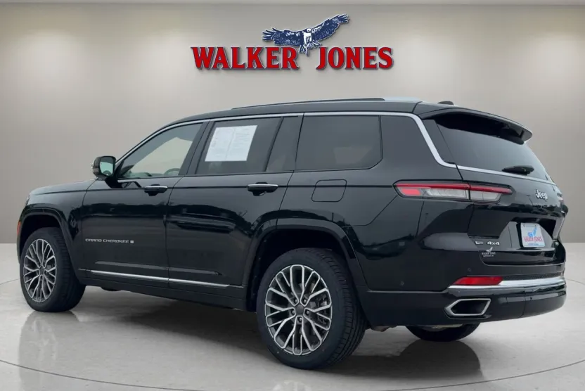 2021 Jeep Grand Cherokee L Summit Reserve photo 1