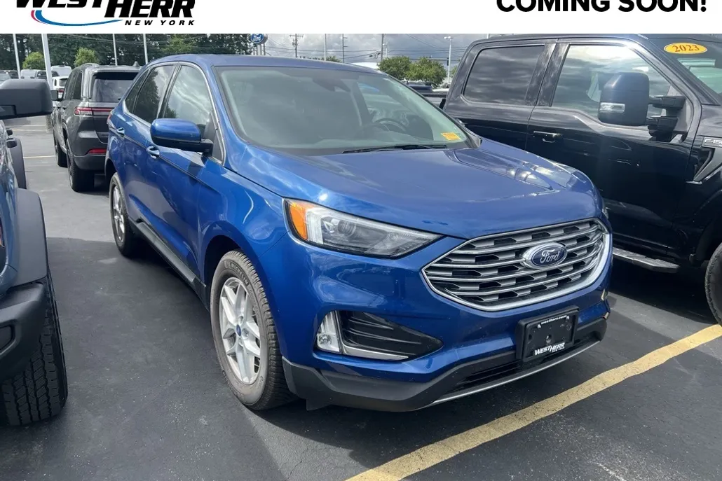 2022 Ford Edge SEL photo 1