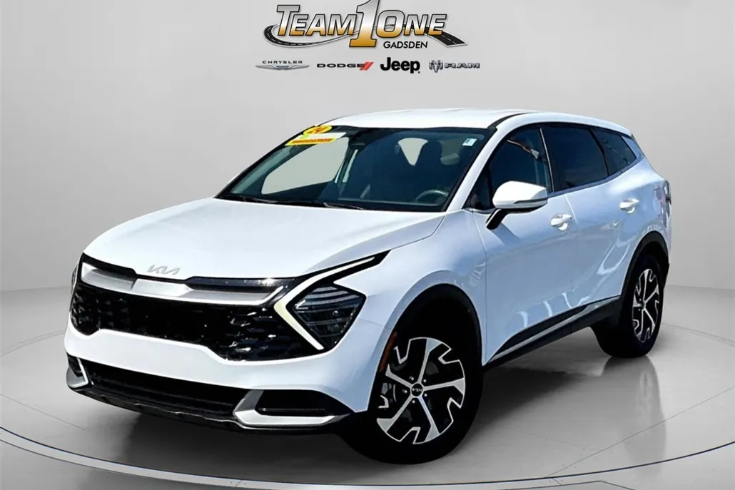 2024 Kia Sportage EX photo 1