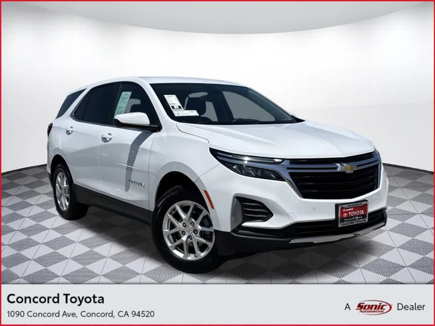 2024 Chevrolet Equinox LT photo 1