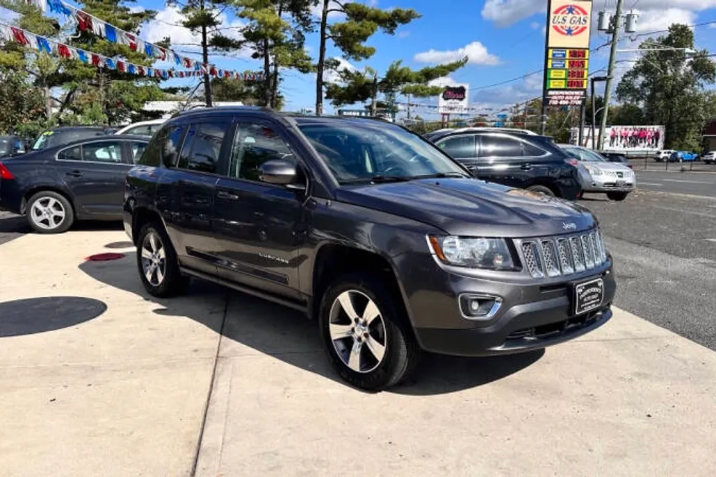 2017 Jeep Compass High Altitude photo 1