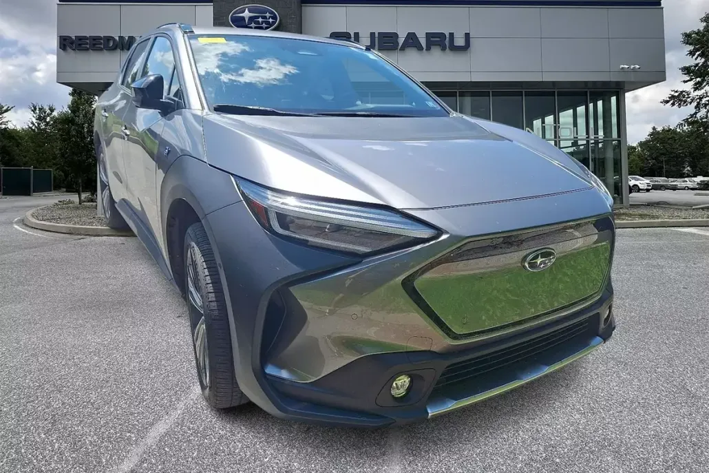 2023 Subaru Solterra Limited photo 1