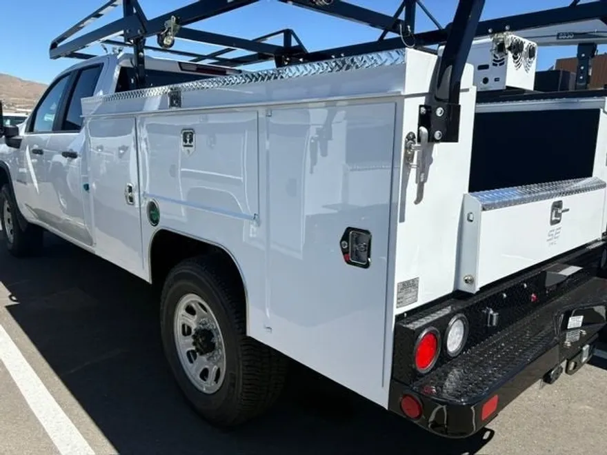 2025 Chevrolet Silverado 2500HD photo 1