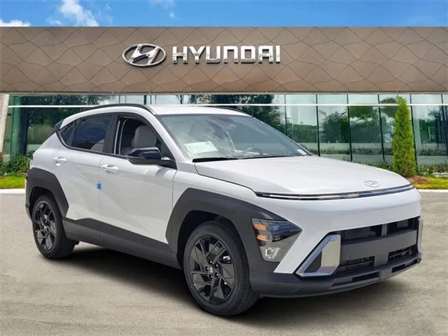 2026 Hyundai Kona SEL photo 1