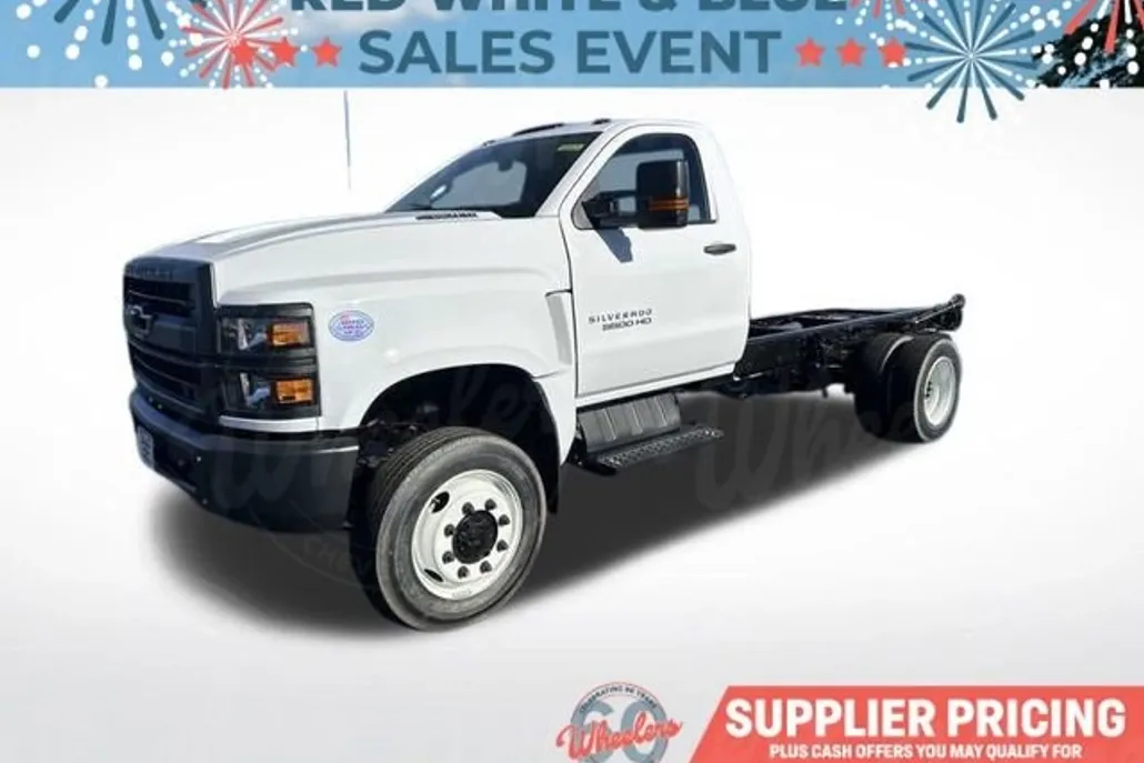 2024 Chevrolet Silverado 5500HD Work Truck photo 1