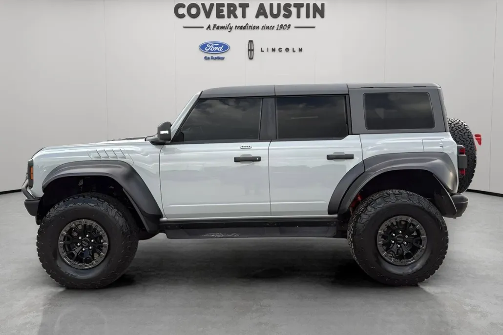2023 Ford Bronco Raptor photo 1