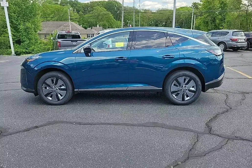 2025 Nissan Murano SL photo 1