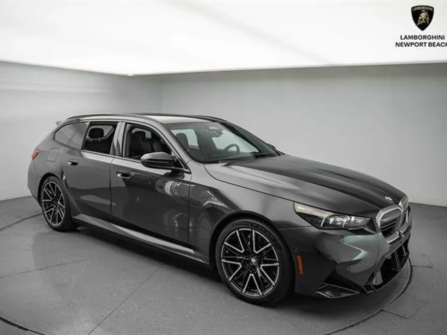 2025 Bmw M5 5 Touring photo 1