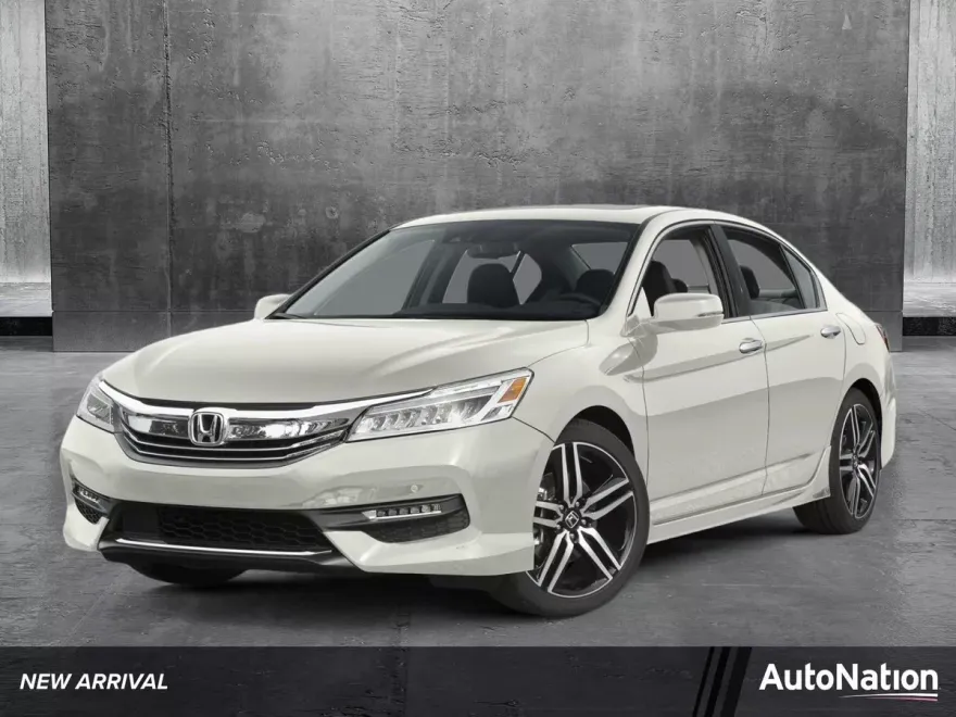 2017 Honda Accord Touring V6 photo 1