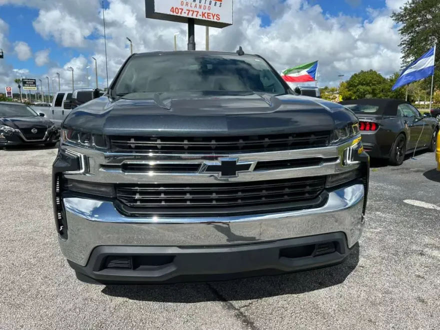 2021 Chevrolet Silverado 1500 LT photo 1