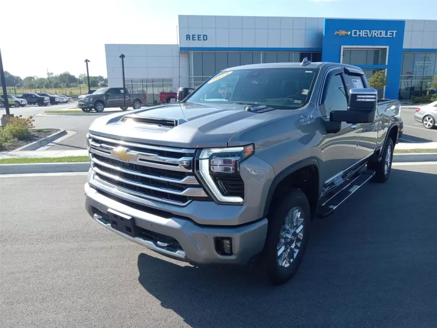 2024 Chevrolet Silverado 2500HD High Country photo 1