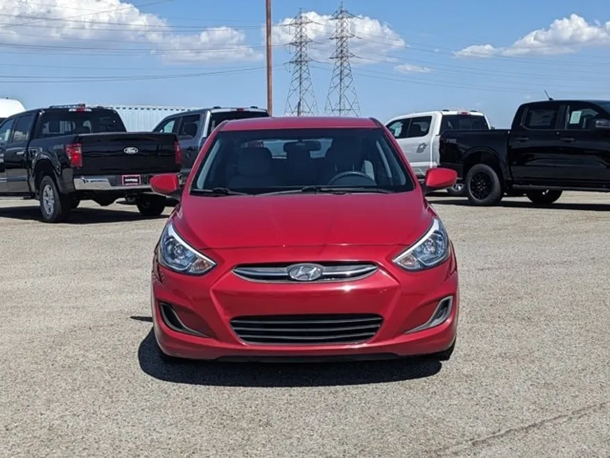 2017 Hyundai Accent SE photo 1