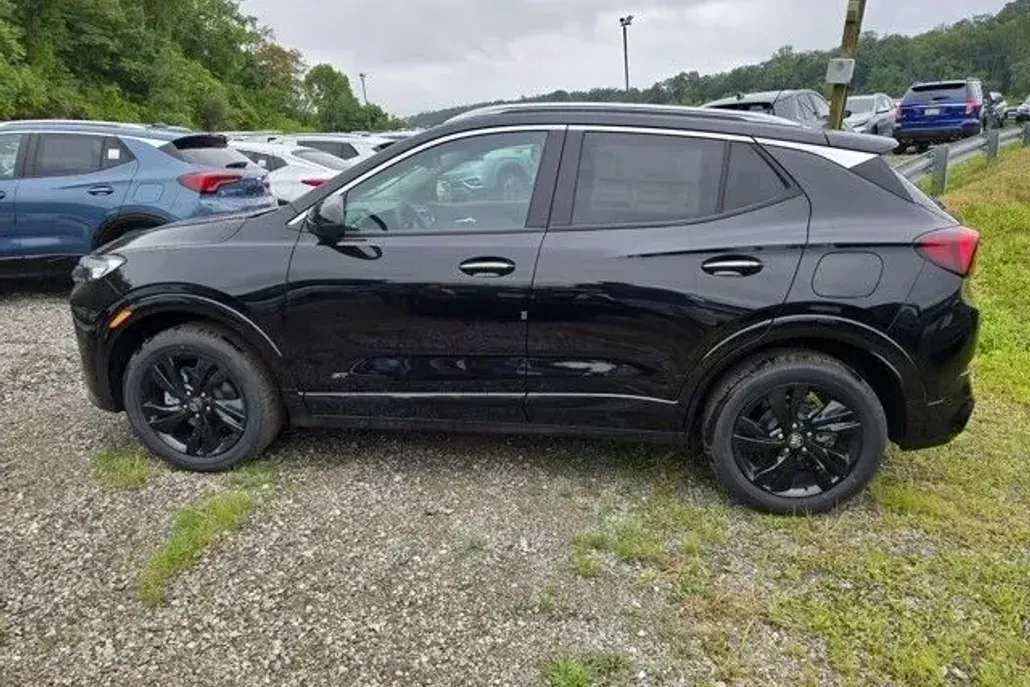 2026 Buick Encore GX Sport Touring photo 1