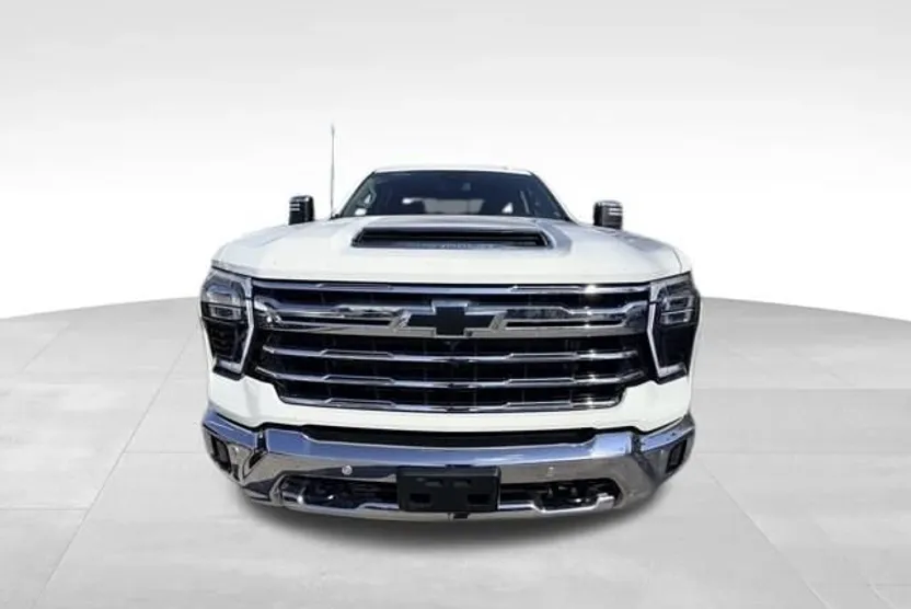 2024 Chevrolet Silverado 2500HD LTZ photo 1