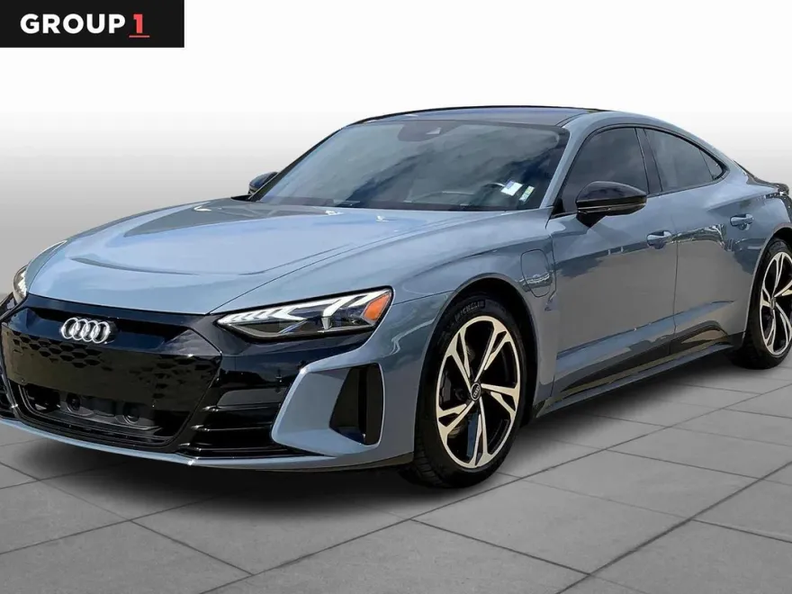 2022 Audi e-tron GT Premium Plus photo 1