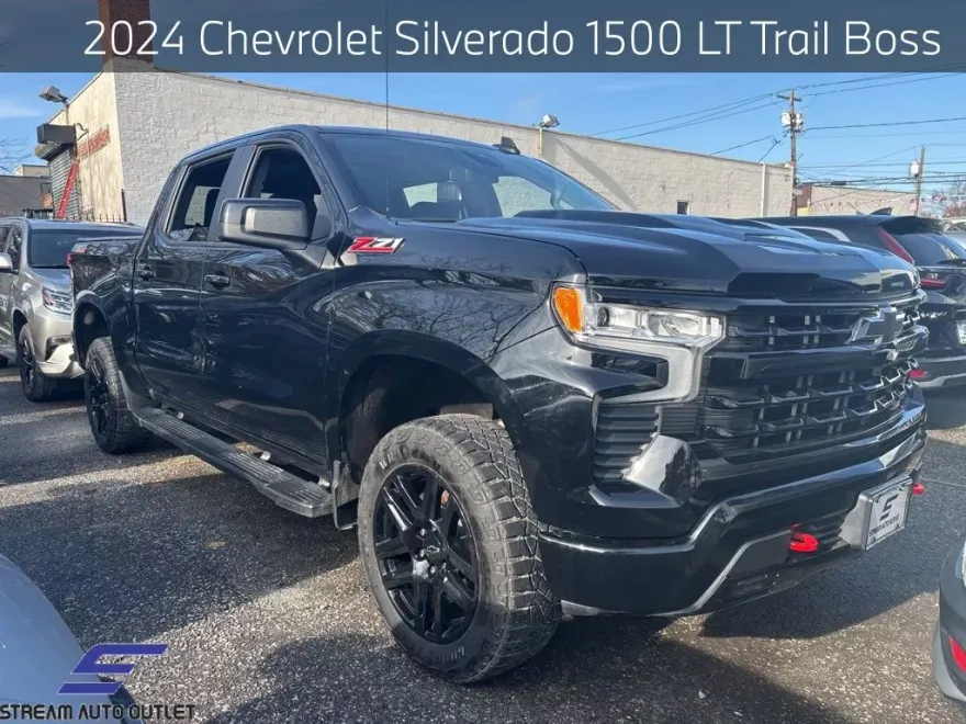 2024 Chevrolet Silverado 1500 LT Trail Boss photo 1