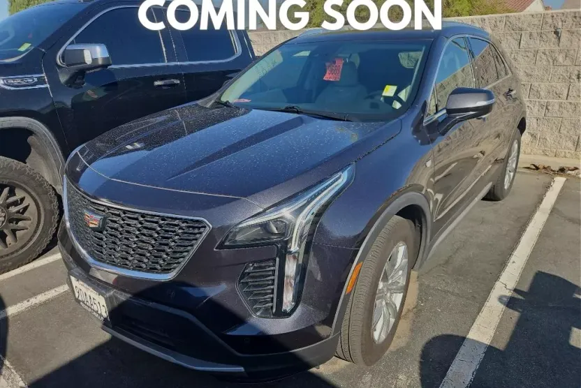 2023 Cadillac XT4 Premium Luxury photo 1