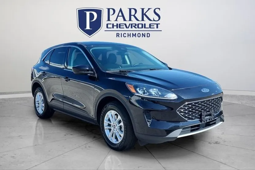 2021 Ford Escape SE photo 1