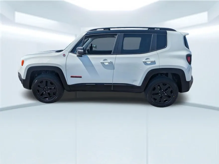 2018 Jeep Renegade Trailhawk photo 1