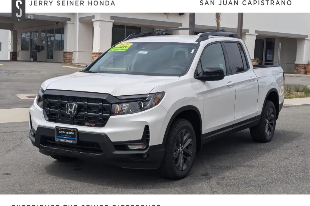 2025 Honda Ridgeline Sport photo 1