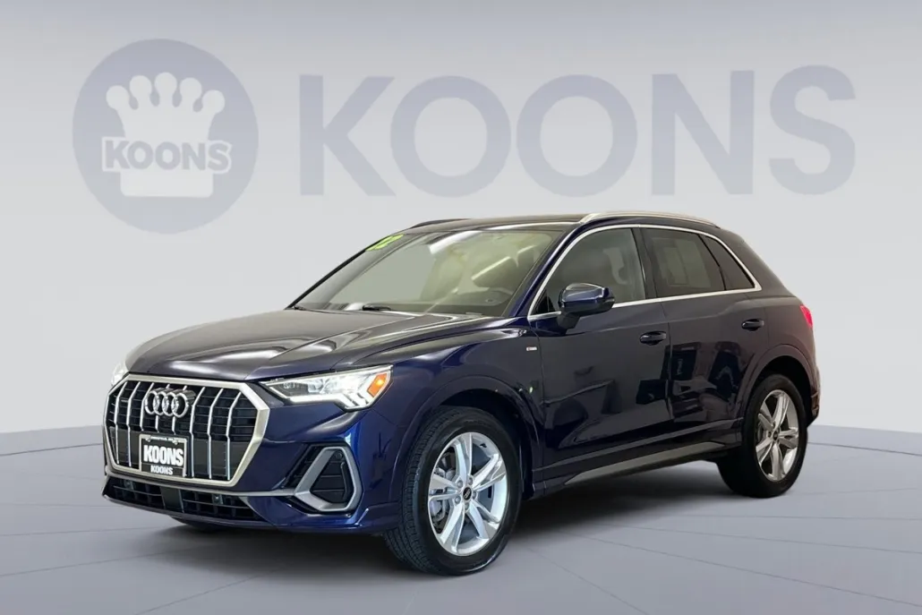 2022 Audi Q3 S line Premium Plus photo 1