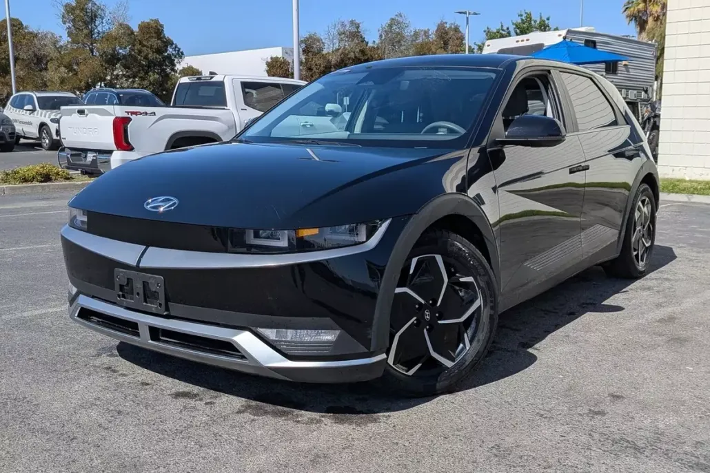 2023 Hyundai Ioniq 5 SE photo 1