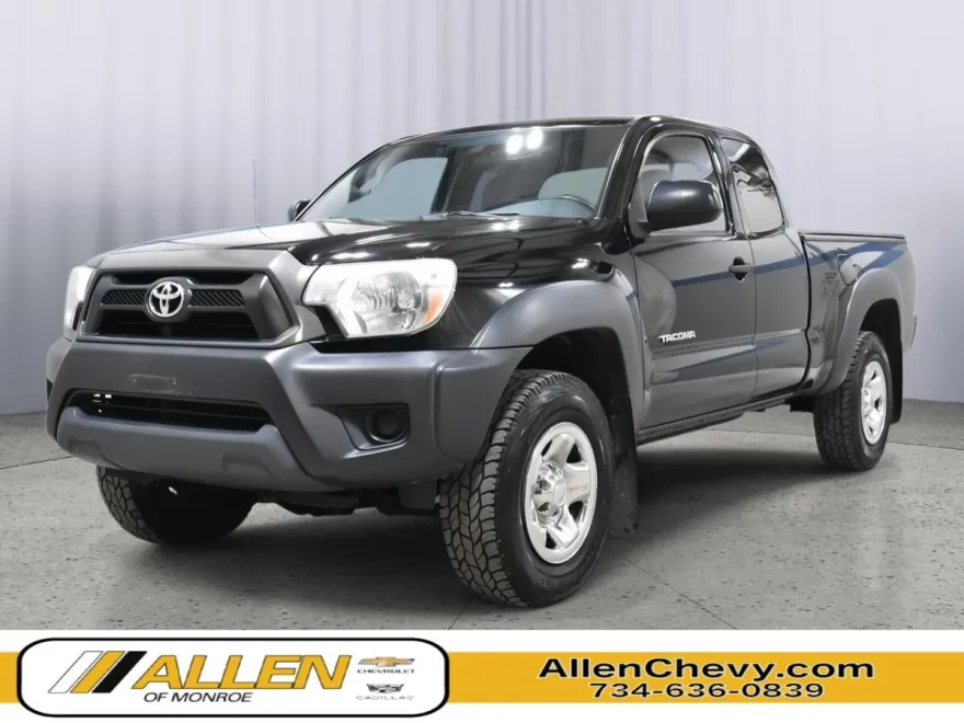 2013 Toyota Tacoma photo 1