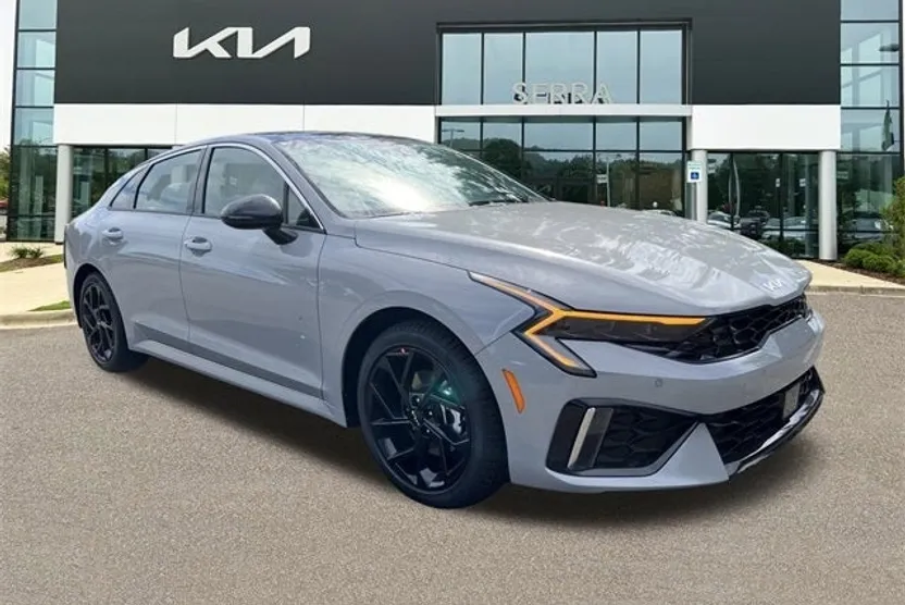 2026 Kia K5 GT-Line photo 1