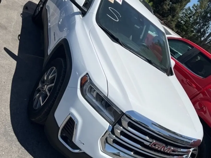 2023 Gmc Acadia SLT photo 1
