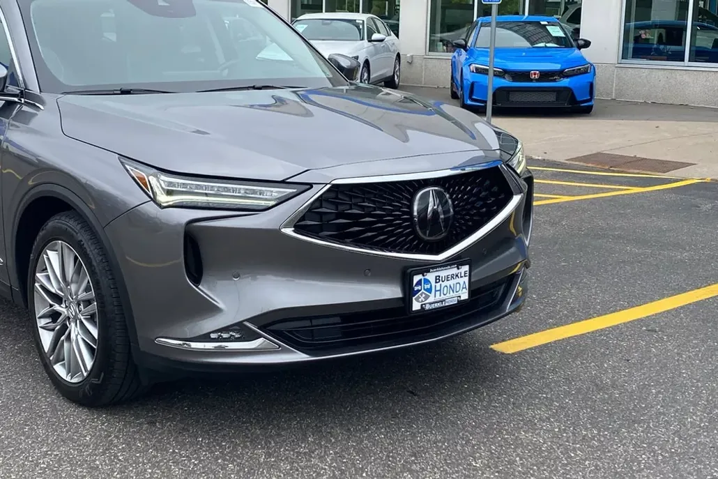 2023 Acura MDX SH-AWD Advance photo 1