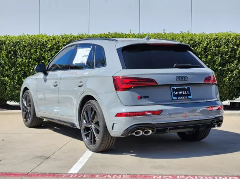 2025 Audi SQ5 Premium Plus photo 4