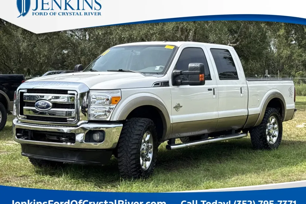 2011 Ford F-250 Lariat photo 1