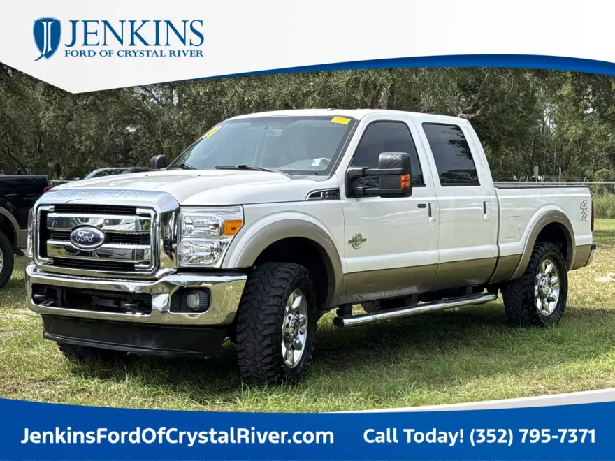 2011 Ford F-250 Lariat photo 1