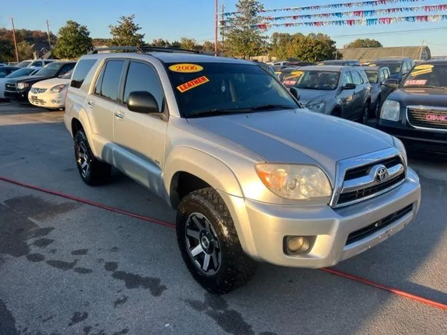2006 Toyota 4Runner SR5 photo 1