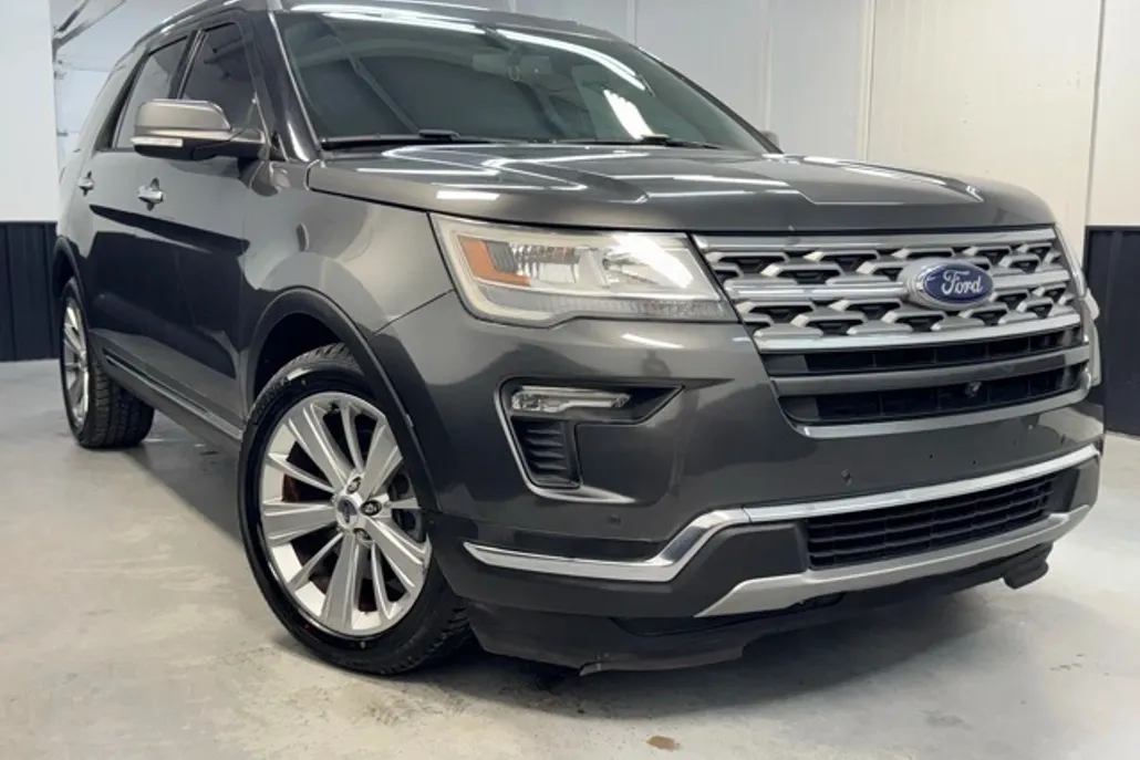 2019 Ford Explorer Limited photo 1