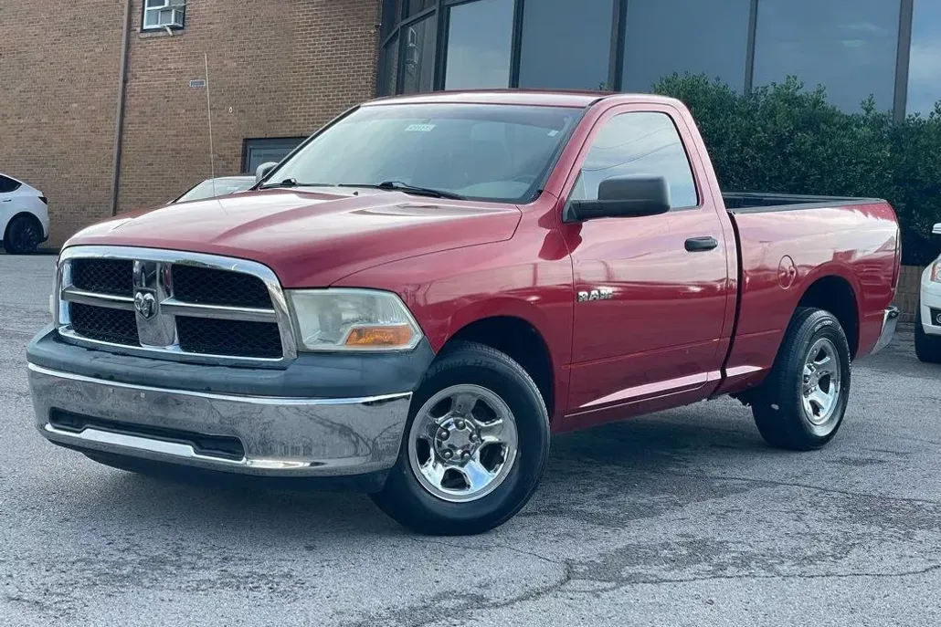 2010 Dodge Ram ST photo 1