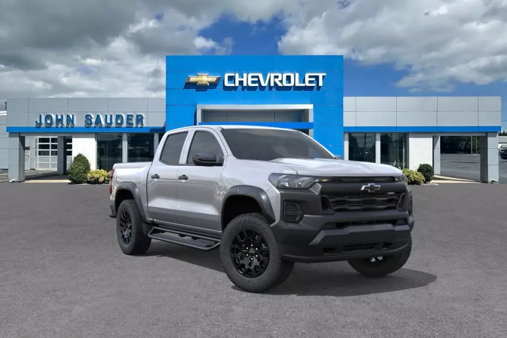2026 Chevrolet Colorado Trail Boss photo 1