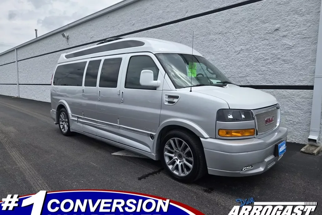 2019 Gmc Savana photo 1