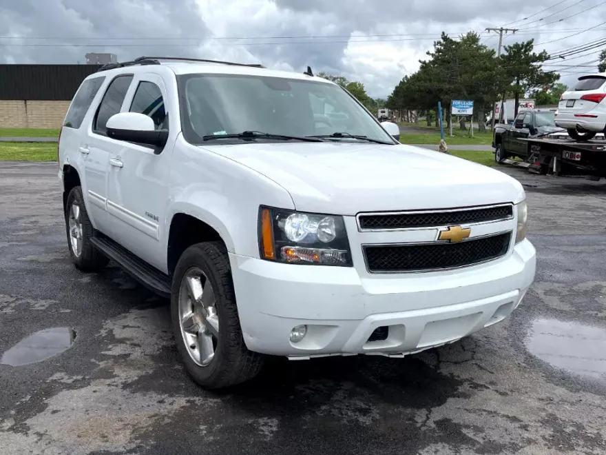 2012 Chevrolet Tahoe LT photo 1