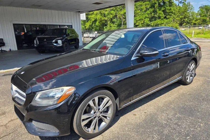 2016 Mercedes Benz C 300 photo 1