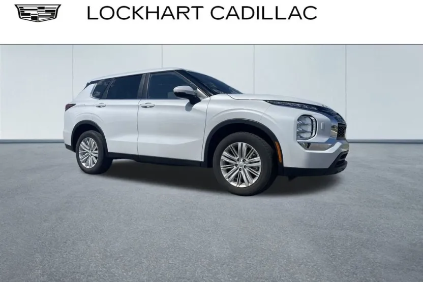 2024 Mitsubishi Outlander ES 2.5 S-AWC photo 1