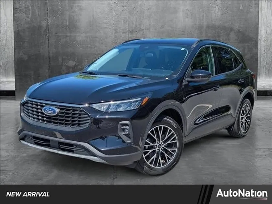 2023 Ford Escape Sport photo 1