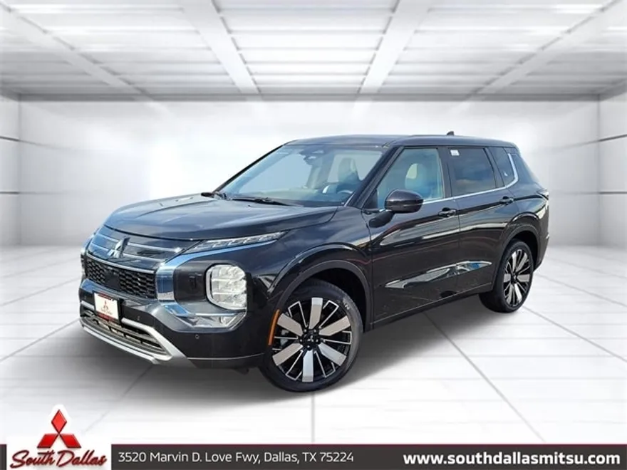2025 Mitsubishi Outlander SE photo 1